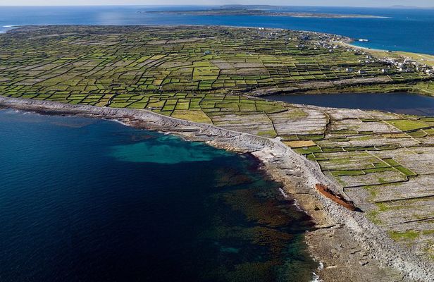 Aran Islands Scenic Flight and Galway Rail Tour from Dublin
