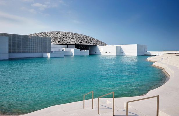 From Dubai: Abu Dhabi Day Tour with Grand Mosque & Louvre Museum