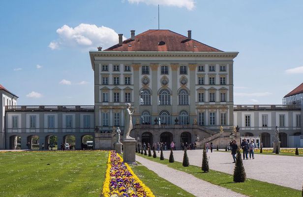 Private Tour of Nymphenburg Palace and Gardens