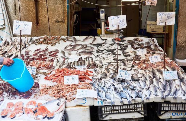 Cesarine: Market Tour & Cooking Class at Local's Home in Sorrento