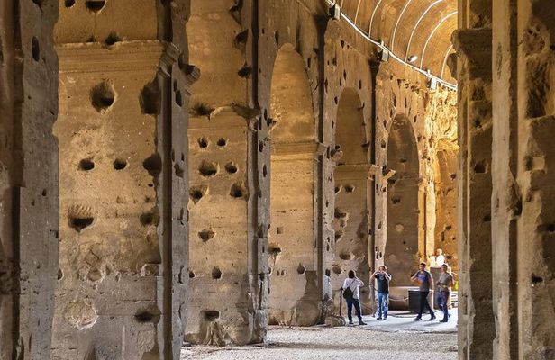 Colosseum Arena, Roman Forum & Palatine Hill with Audio Guide 