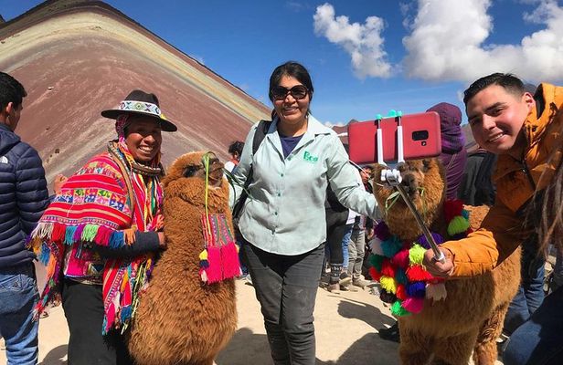 Mountain of Colors – Guide, transportation and lunch included
