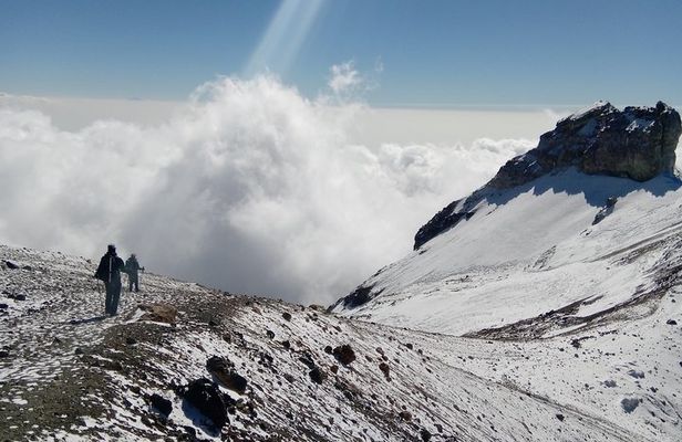 Iztaccihuatl Volcano Climb