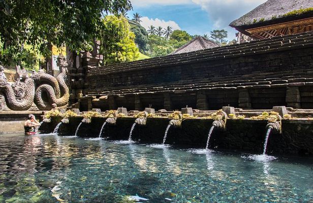 Balinese Ritual Purification Tour