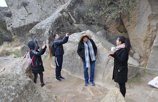 Qobustan-Absheron Tour
