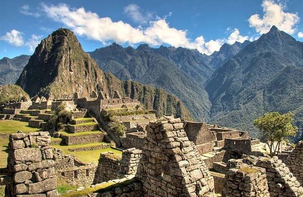Sacred Valley connection to Machu Picchu(2 Days)