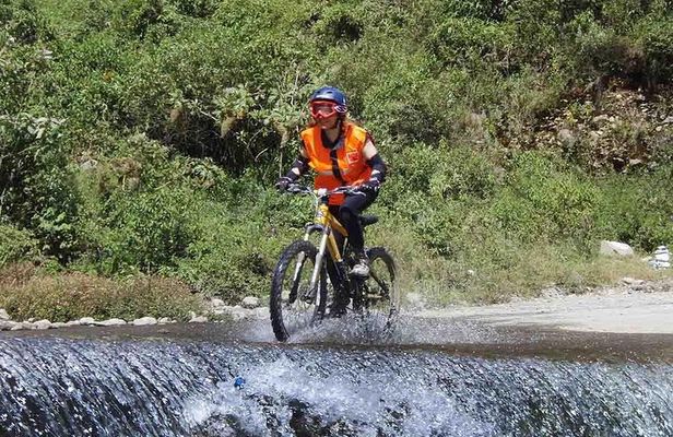 Inca Jungle Trek to Machu Picchu (4 Days)
