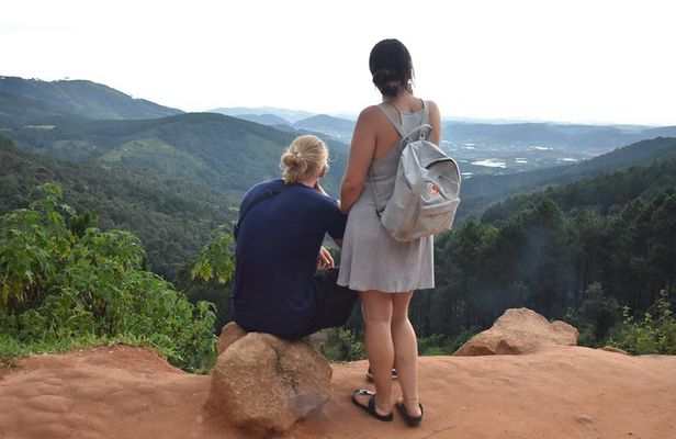 4 Days VIP Private Tour from Saigon - Dalat ( Luxury Car/Private VIP Motorbike)