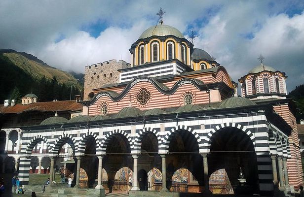 Private classic tour to Rila monastery and Boyana church