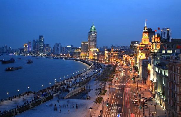 Private Tour of Shanghai Museum the Bund Yu Garden and Cruise on Huangpu River
