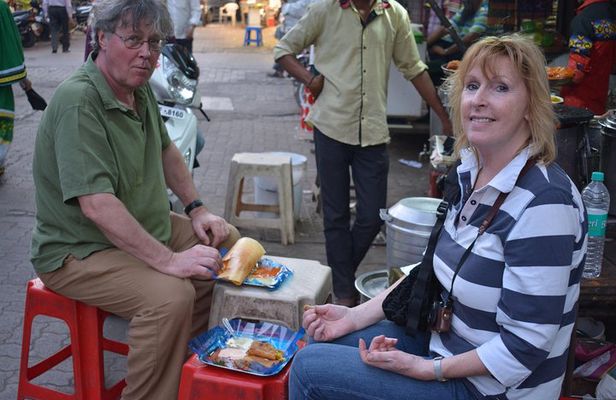 Private 4-Hour Tour of Mumbai’s Tastiest Local Foods