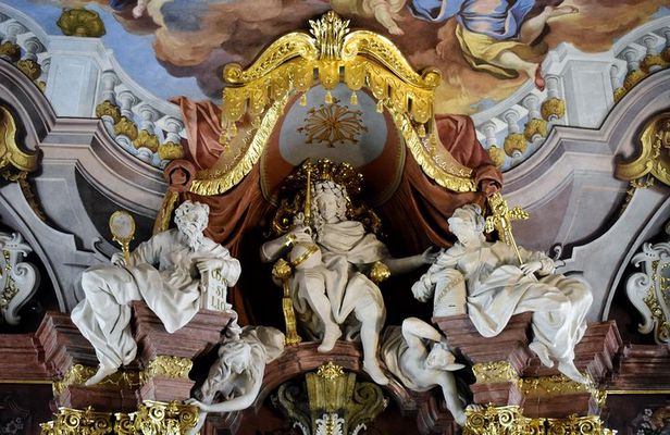 Art, Splendor, and Science - Wroclaw University Tour