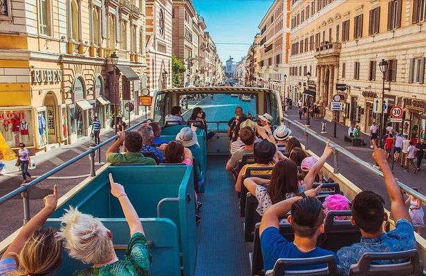 Rome City by Panoramic Bus and Colosseum Arena Visit in a day