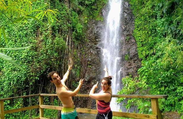 Dark View Waterfall and Beach Tour