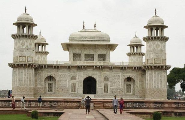 2-Days Golden Triangle India Agra Jaipur Private Tour With Guide 
