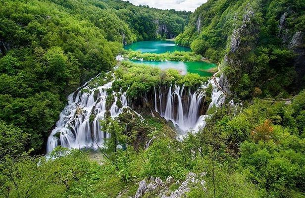 Plitvice Lakes Rhapsody Full-day Tour