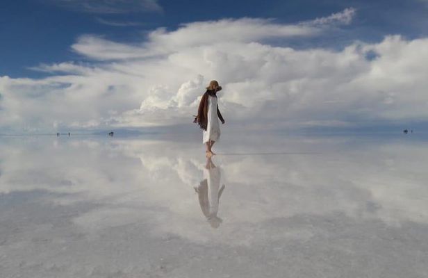Day Tour Uyuni Salt Flat, Bolivia