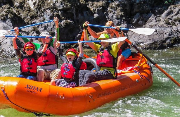 Rogue River Hellgate Canyon PM Half-Day Raft Trip