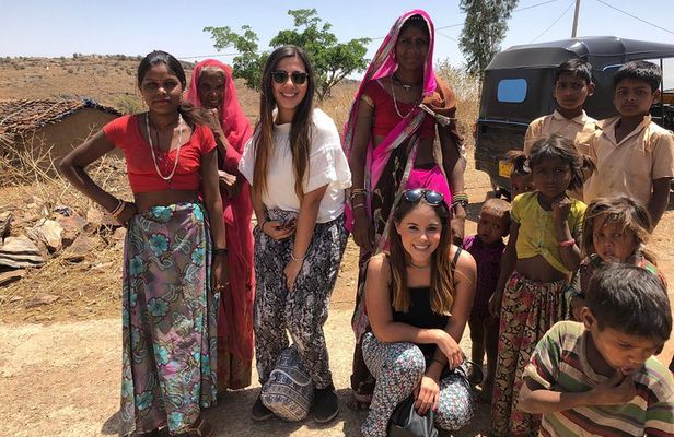 Private Udaipur Village Tour by Tuk-Tuk or by Car