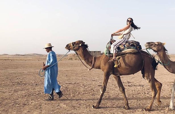 Marrakesh: Agafay Desert Sunset, Camel Ride, and Dinner Show