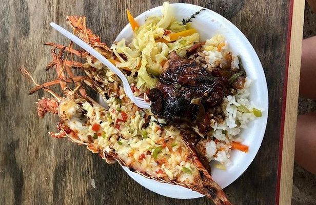 Negril Lobster Lunch on Booby Cay & Snorkeling To a Sunken Cannon