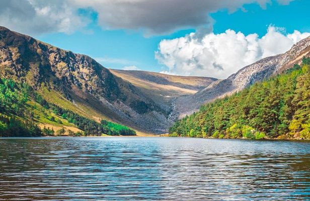 Glendalough & Wicklow Mountains Half Day Morning Tour from Dublin