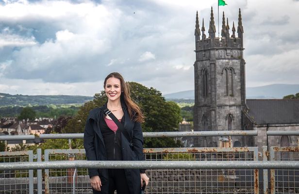 (Small Group) Cliffs of Moher and Castle Tour from Dublin