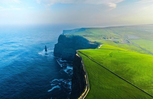 Cliffs of Moher Day Tour from Limerick: Including The Wild Altanic Way