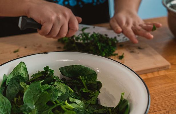 Athens 4-Hour Cooking Class with Central Market Visit