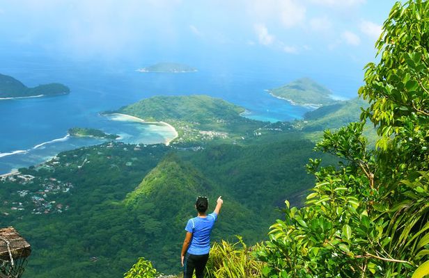 Private Nature Trail (Hiking) (1-2 persons)