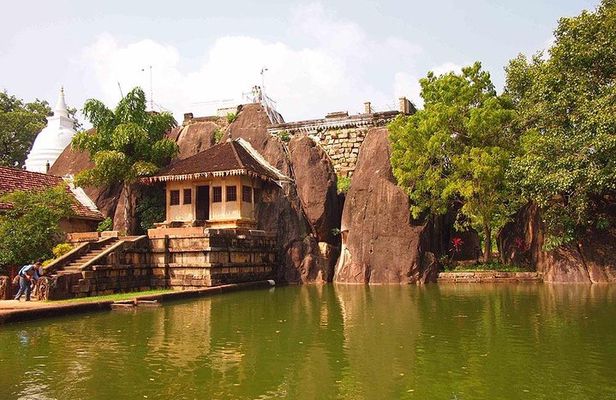 Day Tour Anuradhapura from Kandy by Lux Tours Lanka