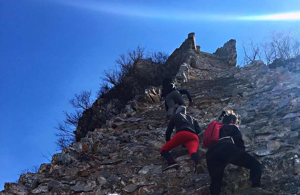 All Inclusive Private Challenge Trekking at Beijing Knot and Flying Eagle Tower