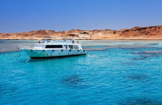 Sharm El Sheikh: Tiran Island Snorkeling with Lunch on Boat