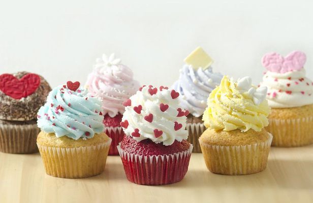 Cupcake Bakery Crawl of the Village