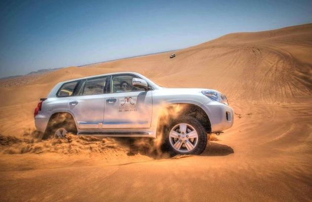 Dubai Red Dune Desert Safari with BBQ Dinner 
