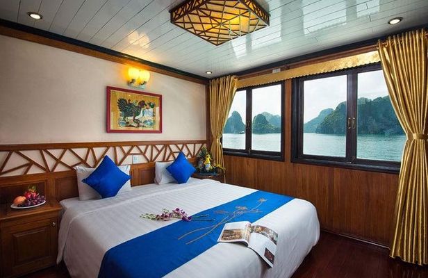 Ha Long bay tour in Middle 3 star cruise 