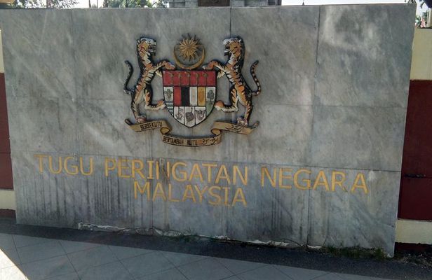 Kuala Lumpur City Tour include Batu Caves