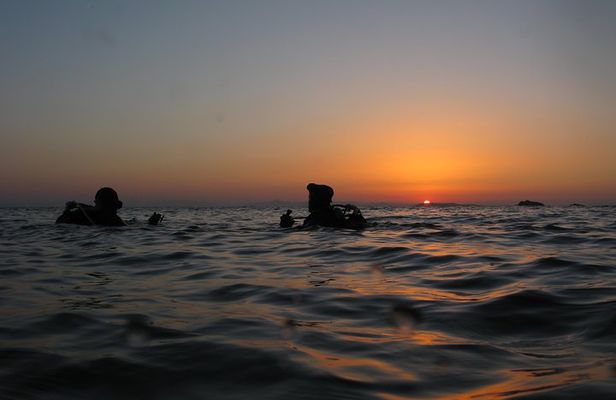 Adventure Dives for certified divers in Nea Makri, Athens