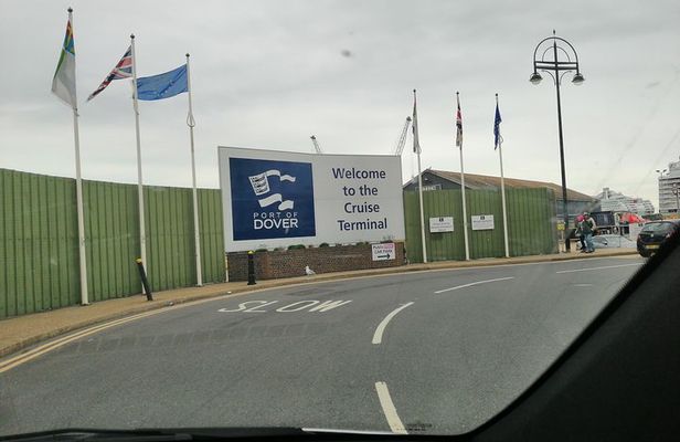 Dover Shore Excursion. Cruise Terminal to London with stopover at Hever Castle
