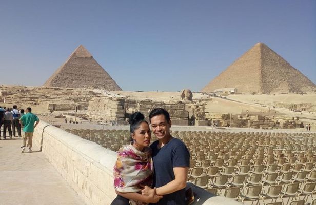 Full-Day Tour to Giza Pyramids, Memphis, and Sakkara step pyramid