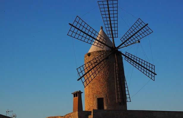 Mallorca: Windmills, Legends and Charming Villages
