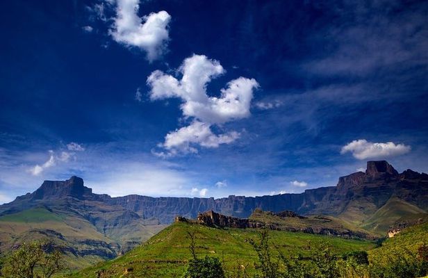 2 Days Tala Game Reserve Natal Park & Drakensberg from Durban