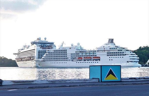 Cruise Ship - On Island for a Day Excursion