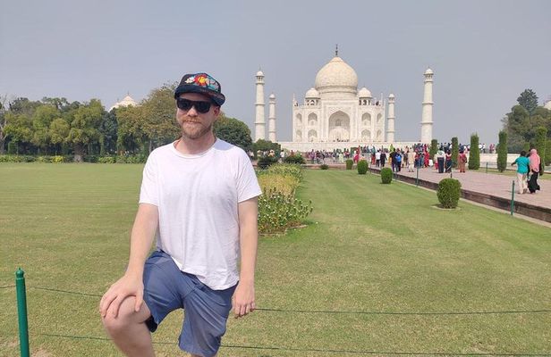 Taj Mahal Tour