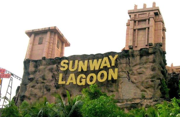 Sunway lagoon Theme Park