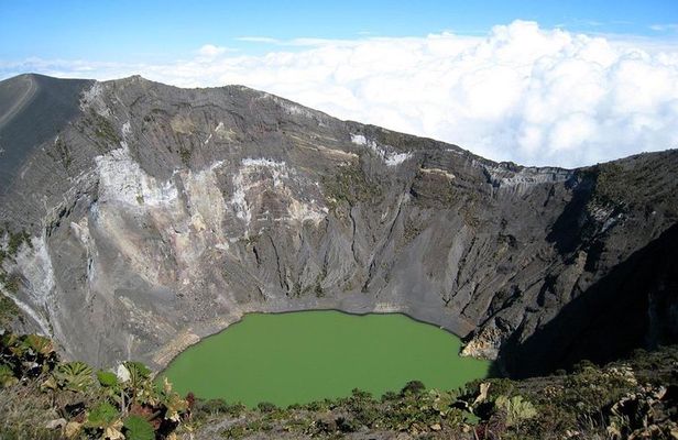 Half day Irazu volcano and Basilica of the Angels