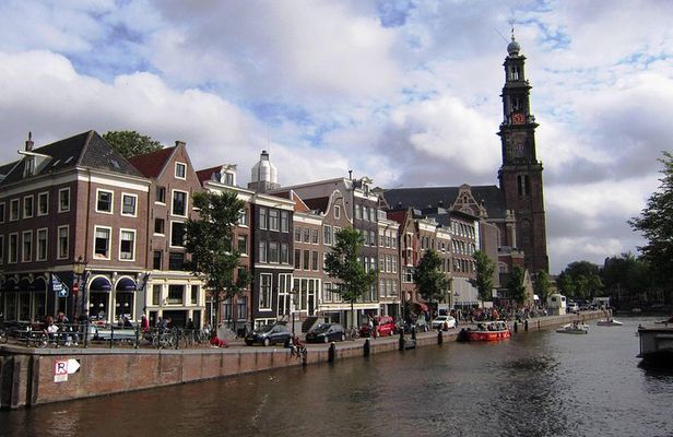 Private Anne Frank tour with canal cruise