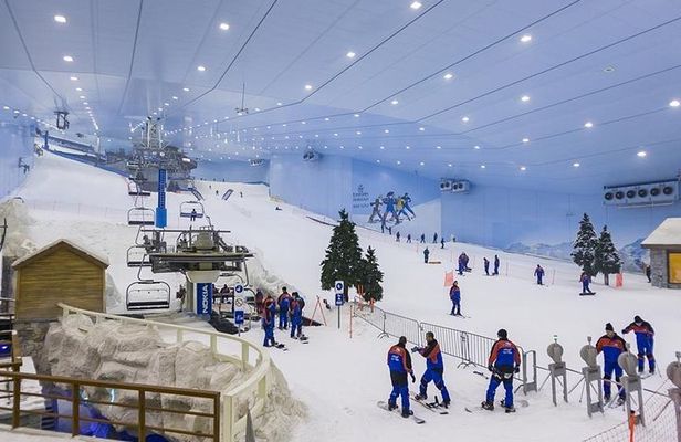 Ski Dubai tour with private transfers