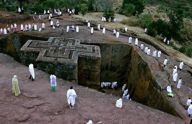 Lalibela, Omo Valley and Harar 6 Days Tour