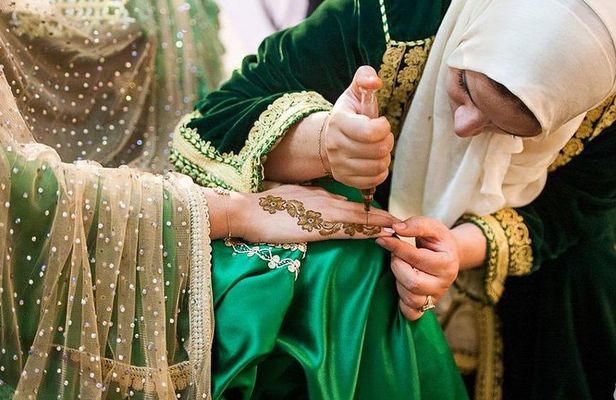 Moroccan Art Henna traditions